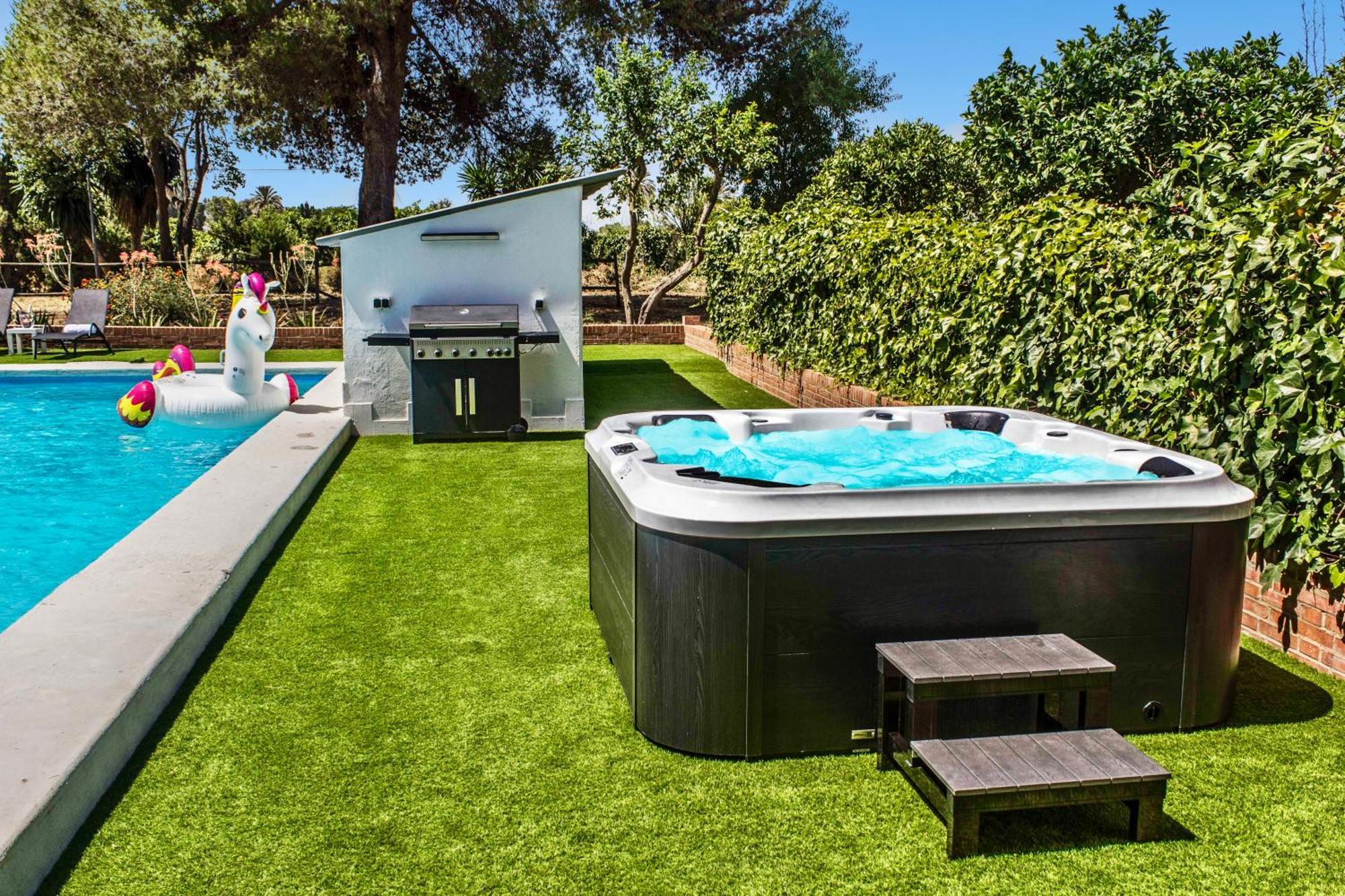 Villa San Patricio I Piscina Privada I Jacuzzi Spa I Bbq I Ps5 I Aire Acon I 3000M2 I 5Min-Centro Jerez de la Frontera Luaran gambar